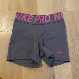 NIKE PROS SHORTS